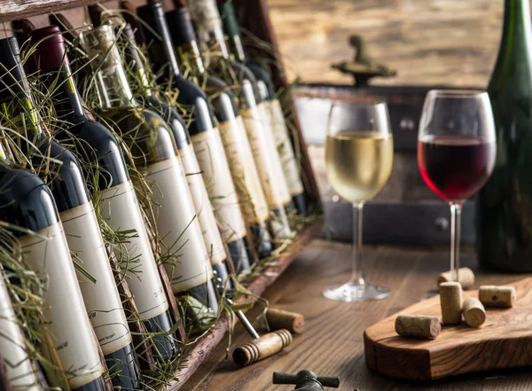 Wine Bottles Wooden Shelf — Stock Photo, Image