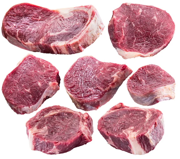 Ham Sığır Eti Biftek Beyaz Arka Plan Üzerinde Ayarlayın Dosyada — Stok fotoğraf