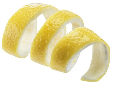 Limon kabuğu veya beyaz zemin üzerine limon twist. Dosyada, kırpma yolu.