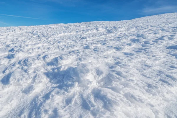 Makro Skott Snö Texure Snötäcket Bergen Blå Himmel Bakgrunden — Stockfoto