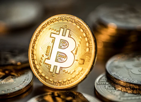 Bitcoins Físicos Brillantes Tecnología Blockchain — Foto de Stock
