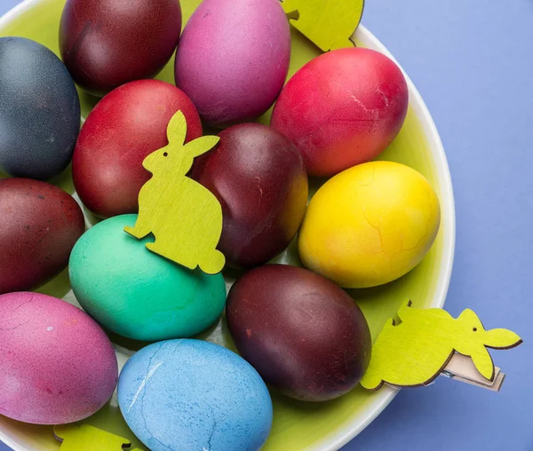 Colorful Easter eggs as an attribute of Easter celebration. Pink — Stock Photo, Image