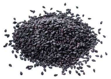 Beyaz arka plan üzerinde izole siyah susam tohumu. Üstten Görünüm.