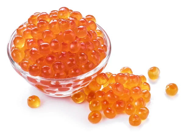Caviar vermelho na tigela sobre fundo branco . — Fotografia de Stock