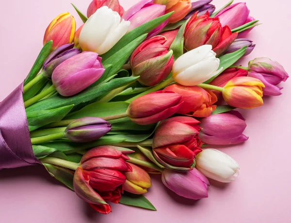 Colorful bouquet of tulips on white background. — Stock Photo, Image