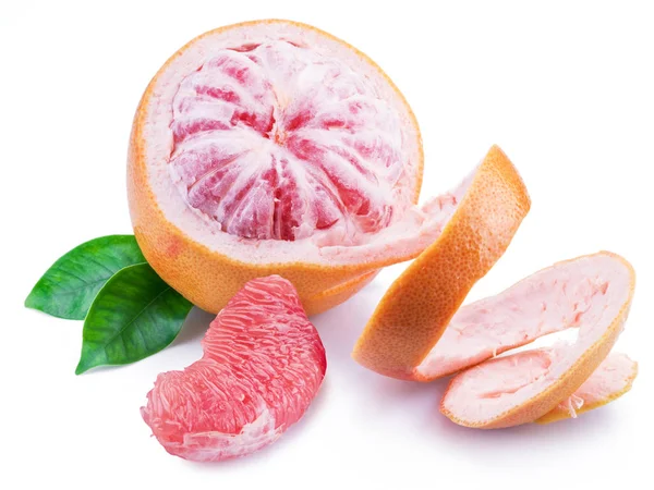 Félig hámozott grapefruit zöld levelei izoláltak fehér backg — Stock Fotó