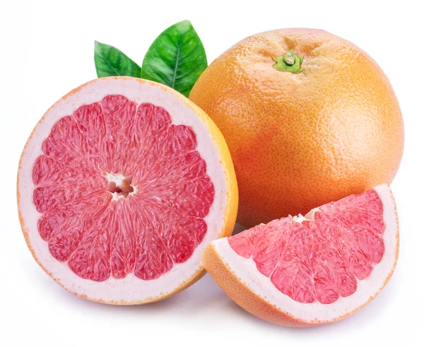 Шматочки грейпфрута і грейпфрута ізольовані на білому тлі . — стокове фото