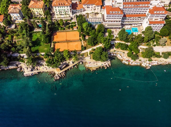 Hermosa Vista Panorámica Del Pueblo Lovran Orilla Del Mar Croacia — Foto de Stock