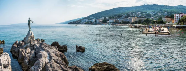 Martılı Bakire Heykel Hırvatistan Opatij Kentinin Simgesi Deniz Opatija Kasabasının — Stok fotoğraf
