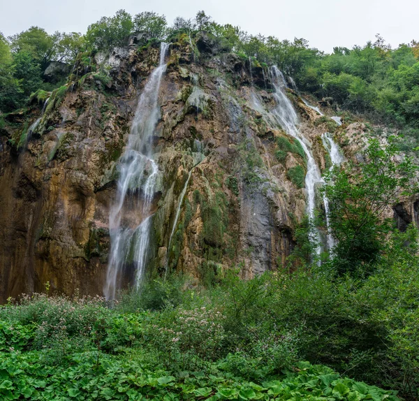 Der Nationalpark Plitvicer Seen Ist Einer Der Ältesten Und Größten — Stockfoto