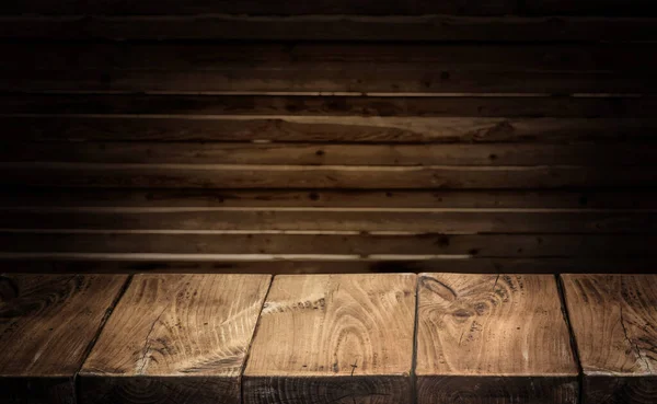 Régi Asztal Fából Készült Fal Háttérben — Stock Fotó