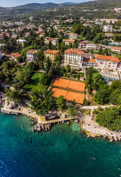 Hermosa Vista Panorámica Del Pueblo Lovran Orilla Del Mar Croacia — Foto de Stock