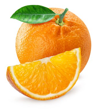 Beyaz arka planda yaprak ve portakal dilimli portakal meyveleri. Kesme yolu.