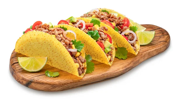 Meksika usulü taco ya da tahta servis tahtasına doldurulmuş sığır etli tortilla. Dosya kırpma yolu içeriyor.