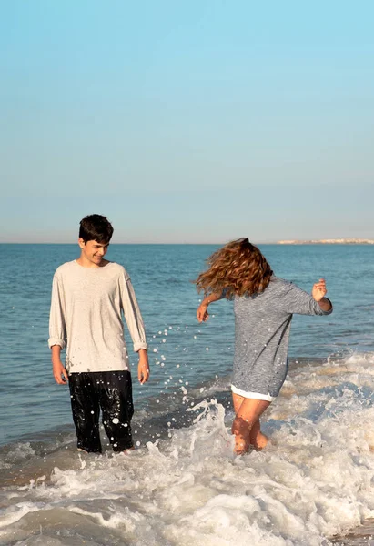 Mother Teenager Having Fun Waves Beach — Stock Photo, Image