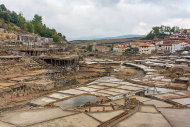 İspanya Alava 'daki Aniana tuz vadisi