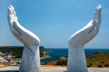 Taiwan, Penghu 'daki Kanser Tropik' inde eller heykeli.