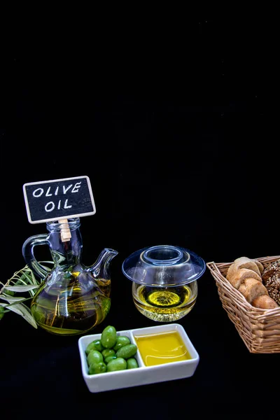 Aceite Oliva Virgen Puro Con Aceitunas Ramas Olivo Aceite Pan — Foto de Stock