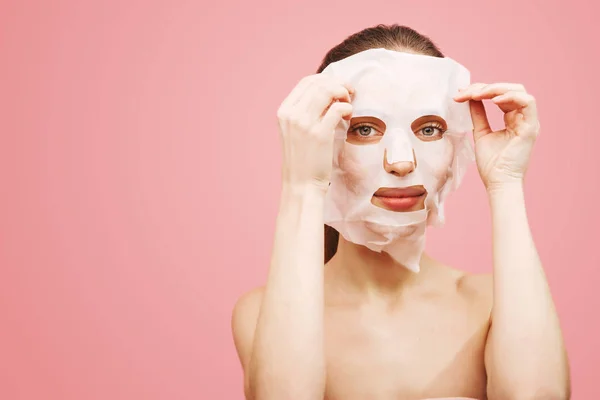 Mulher Fazendo Procedimento Cosméticos — Fotografia de Stock