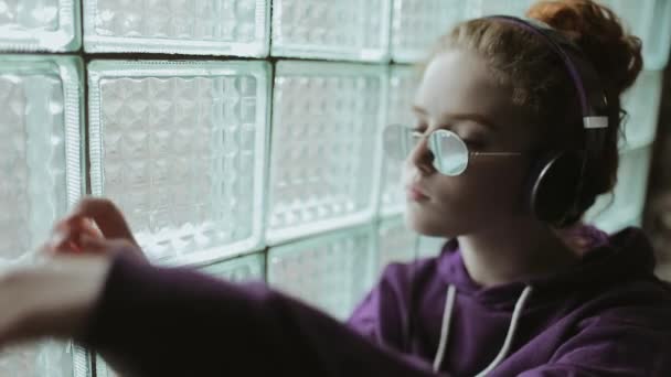 Close up of Girl Dancing while Listening to Music — Stock Video