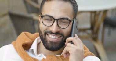 Akıllı Yetişkin İşadamı