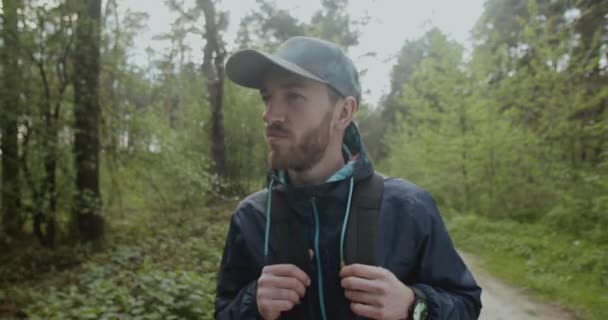 Bearded Hiking Man — Stock Video