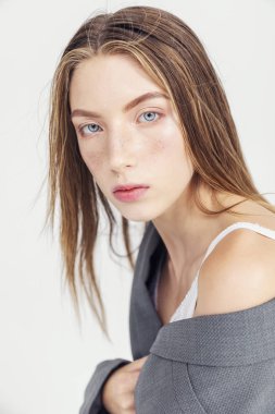 Erkek Ceket Portre İnce Genç Kadın