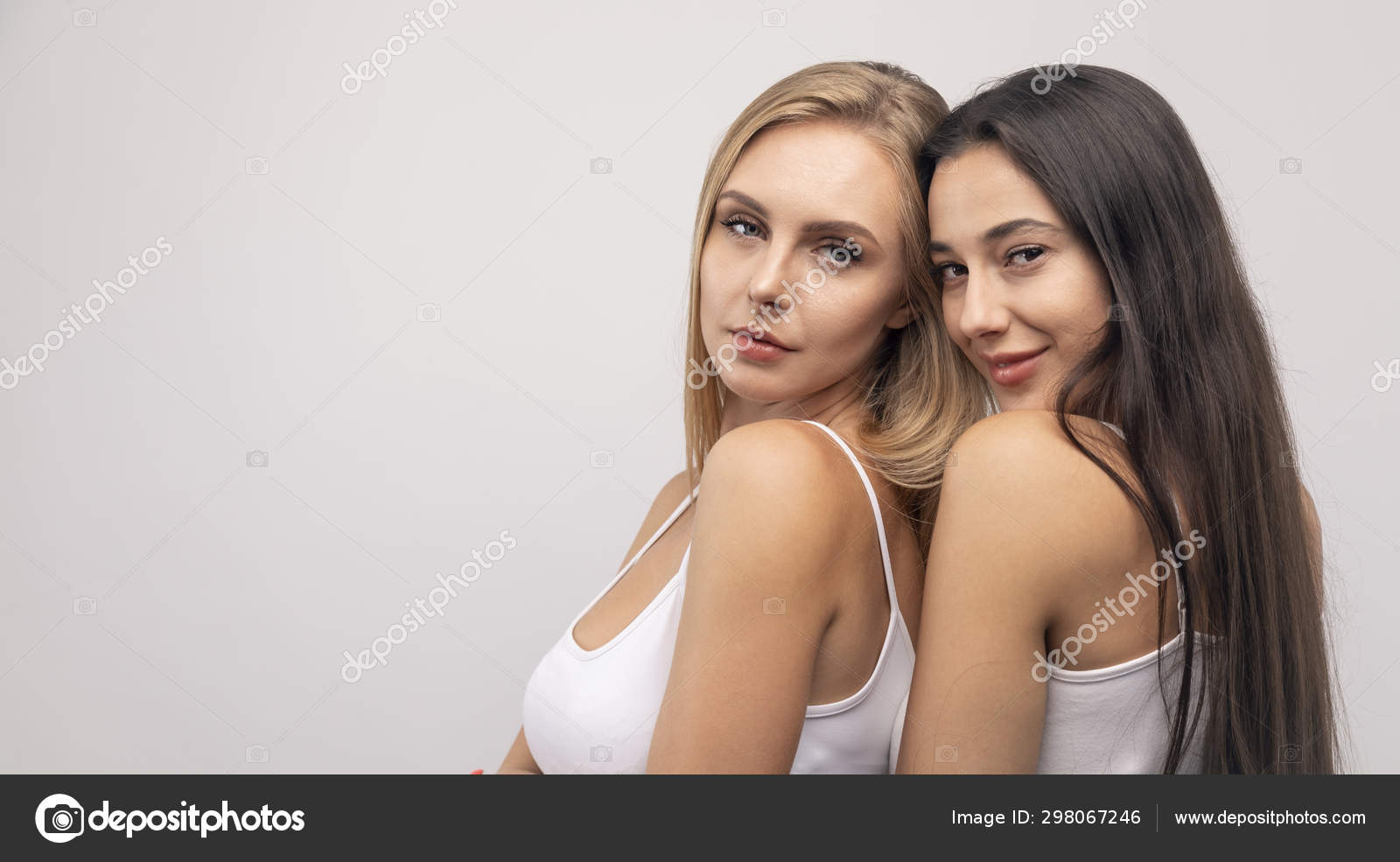 Lesbian Teen Blondes