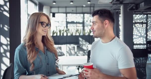 Colleagues Talking at Coffee Break — Stock Video