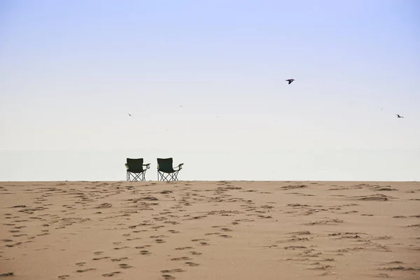 Kumsalda Balıkçı Sandalyesi — Stok fotoğraf