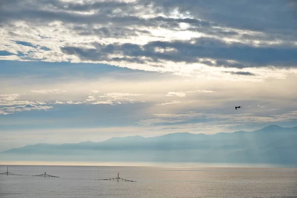 สวยงาม ทะเลและชายหาด — ภาพถ่ายสต็อก