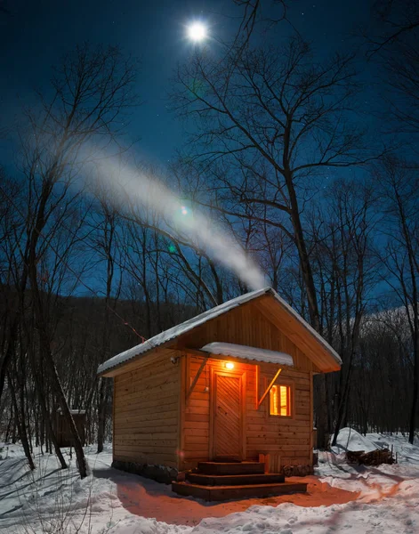 Casa Madera Noche Con Nieve Invierno — Foto de Stock
