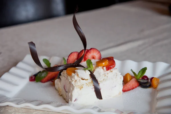 Close View Tasty Cake Plate — Stock Photo, Image