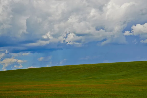 Paesaggio Del Campo Cielo Drammatico — Foto Stock