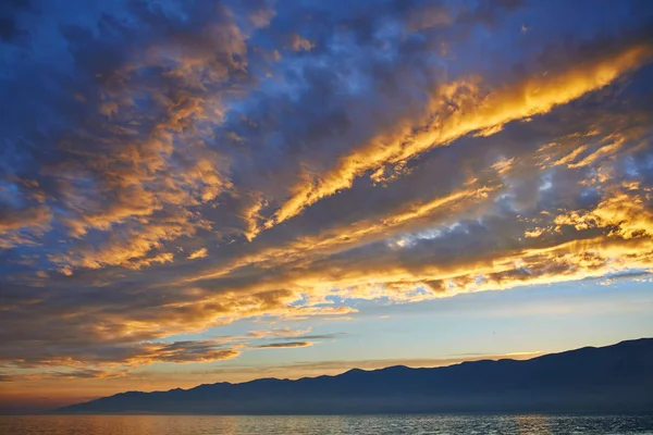 Belas Nuvens Pôr Sol Mar — Fotografia de Stock