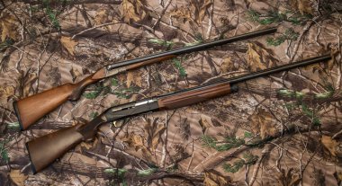 12 ve 16 iki av tüfeği kamuflaj özgeçmişlerine ölçmek