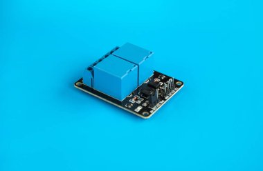 Mikrodenetleyiciler için iki röle modülü arduino veya ahududu gibi