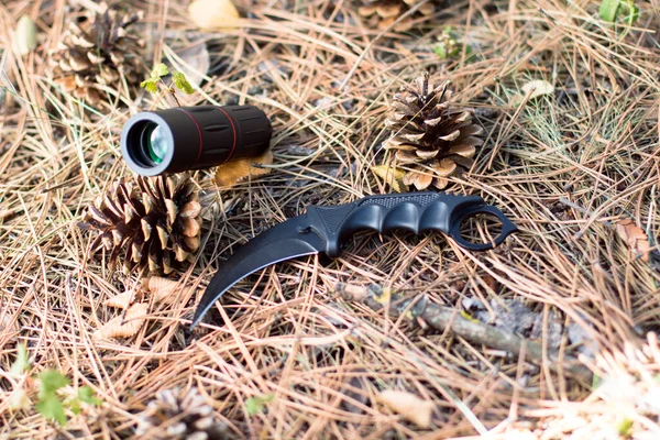 Karambit Knife Monocle Fir Cones Ground Forest — Stock Photo, Image