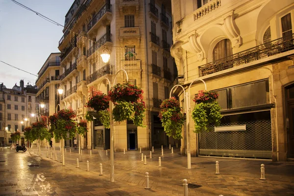Calle Comercial Por Noche Toulon Francia — Foto de Stock
