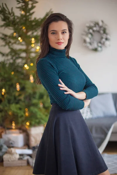 Belleza Mujer Moda Con Caja Regalo Navidad Árbol Año Nuevo — Foto de Stock