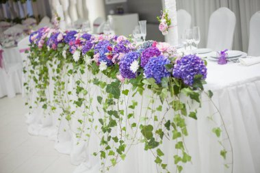 Güzel düğün süslemeleri ve çikolatalar 