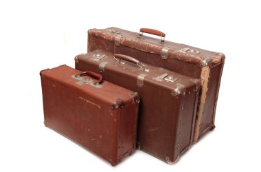 Beyaz bir arka plan üzerinde seyahat için eski çanta