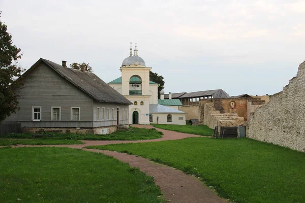 Винтажная Религиозная Архитектура Старого Европейского Города — стоковое фото