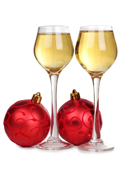 Bicchieri Con Champagne Palle Natale Sfondo Bianco — Foto Stock