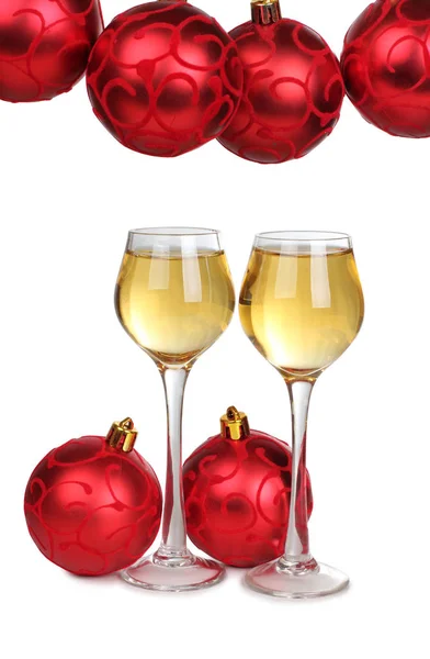 Lunettes Avec Champagne Boules Noël Sur Fond Blanc — Photo