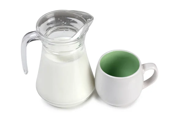 Glas Kannan Med Mjölk Vit Bakgrund — Stockfoto