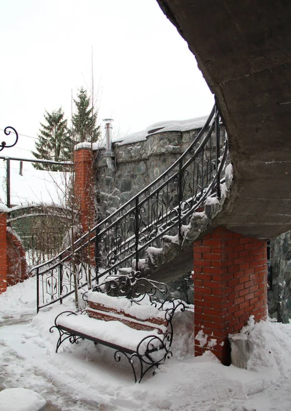 Bench Ulica Winter Park Pod Śniegiem — Zdjęcie stockowe