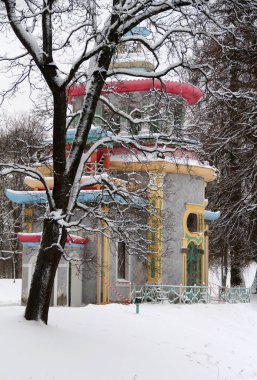 Eski Rus mimarisi kışın karda