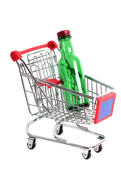 白色背景上的金属推车惠特瓶从商店 — 图库照片