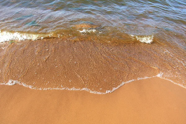 浪海和沙滩 — 图库照片